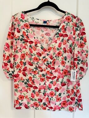 Old Navy Floral Puff Sleeve Top NWT Medium Cottagecore Romantic Blouse